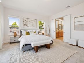 5 Stirling Way, Hayward CA 94542