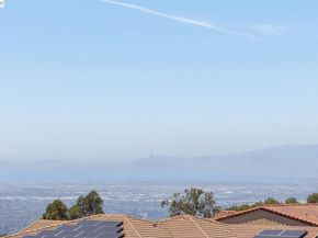 5 Stirling Way, Hayward CA 94542