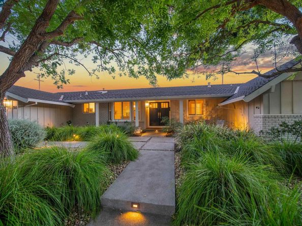 203 Via Monte, Walnut Creek CA 94598