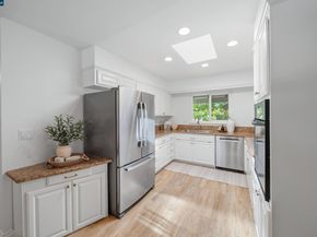 203 Via Monte, Walnut Creek CA 94598