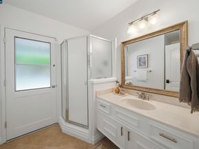203 Via Monte, Walnut Creek CA 94598