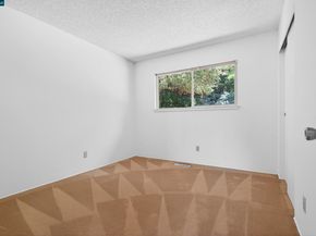 2081 Hoke Dr, Pinole CA 94564
