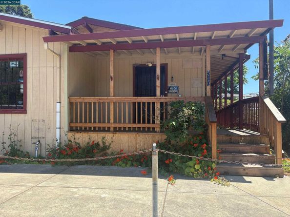 516 Ward St, Martinez CA 94553