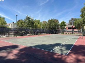 480 Dempsey Rd 283, Milpitas CA 95035