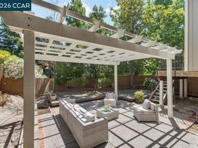 234 Hillcrest Ln, Pleasant Hill CA 94523