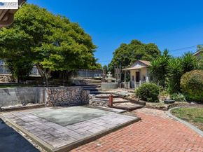 3354 D St, Hayward CA 94541
