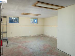 3354 D St, Hayward CA 94541
