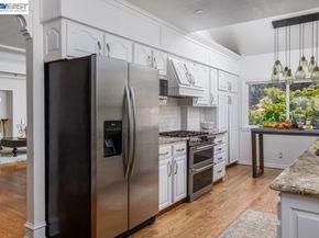 3354 D St, Hayward CA 94541