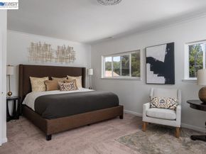 3354 D St, Hayward CA 94541