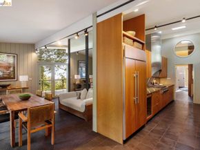 2871 Morley Dr, Oakland CA 94611