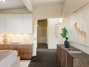2871 Morley Dr, Oakland CA 94611