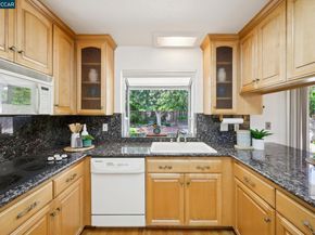 3114 Santa Paula Dr, Concord CA 94518