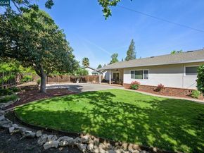 3114 Santa Paula Dr, Concord CA 94518