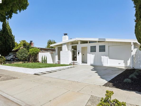 1117 Poinciana Dr, Sunnyvale CA 94086