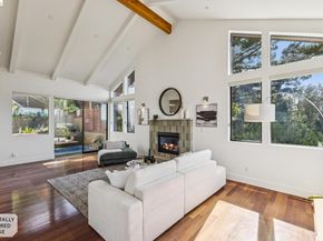46 Carisbrook Ln, Oakland CA 94611