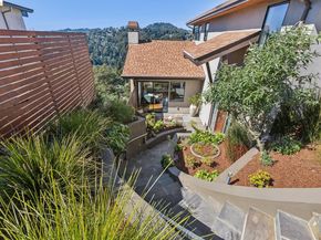 46 Carisbrook Ln, Oakland CA 94611
