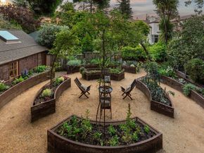 25 Stonewall Rd, Berkeley CA 94705