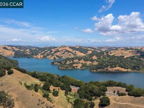 16 Sunnyside Ct, Orinda CA 94563