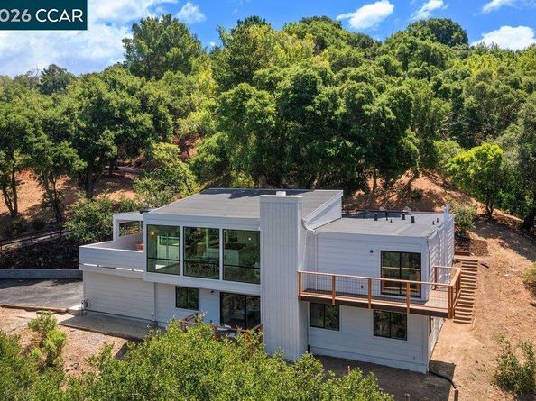 16 Sunnyside Ct, Orinda CA 94563