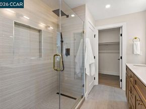 16 Sunnyside Ct, Orinda CA 94563
