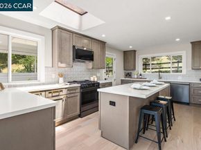 16 Sunnyside Ct, Orinda CA 94563