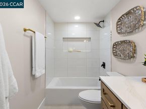 16 Sunnyside Ct, Orinda CA 94563