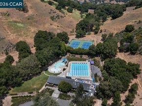 16 Sunnyside Ct, Orinda CA 94563