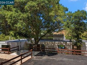 16 Sunnyside Ct, Orinda CA 94563
