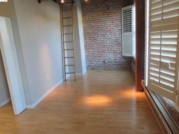 720 York St 212, San Francisco CA 94110