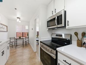 389 Belmont Street 103, Oakland CA 94610
