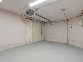 560 45th ST, Oakland CA 94609