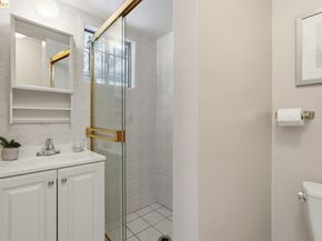 560 45th ST, Oakland CA 94609