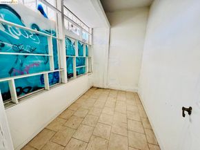 220 International BLVD, Oakland CA 94606