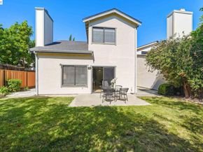 34219 Kenwood Dr, Fremont CA 94555