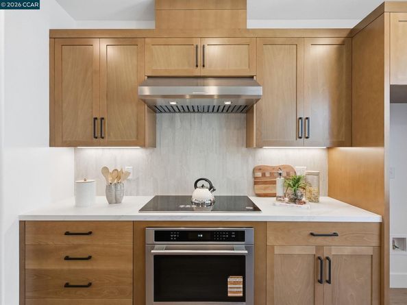 3089 El Camino Real 4, Santa Clara CA 95051