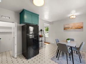 1711 3rd Street, Alameda CA 94501
