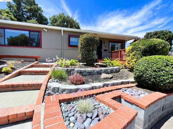 301 Joan Vista St, El Sobrante CA 94803