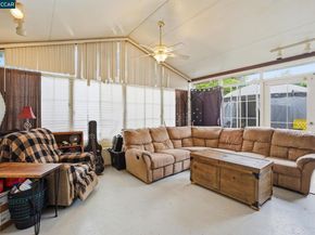 1035 Santa Fe Ave, Martinez CA 94553