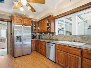 1035 Santa Fe Ave, Martinez CA 94553