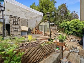 1035 Santa Fe Ave, Martinez CA 94553