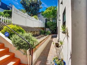 2038 Lakeshore Ave, Oakland CA 94606