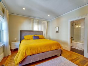 2038 Lakeshore Ave, Oakland CA 94606