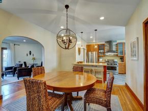2038 Lakeshore Ave, Oakland CA 94606