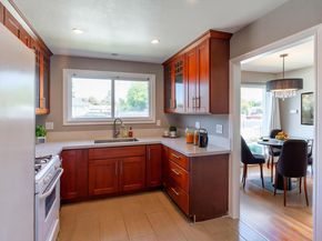 21835 Redwood Rd, Castro Valley CA 94546