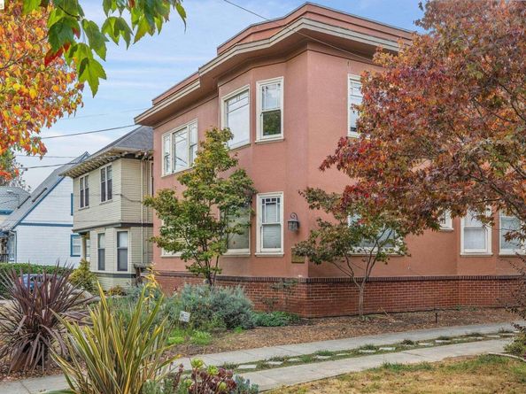 2632 Hillegass Ave D, Berkeley CA 94704