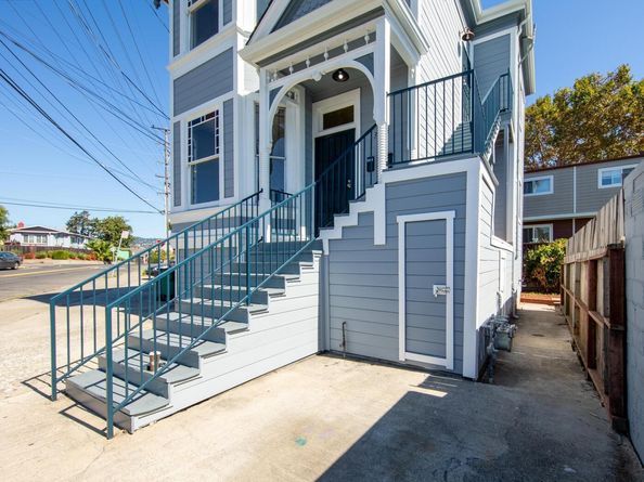 3214 13Th Ave, Oakland CA 94610