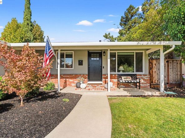 1082 Madrone Way, Livermore CA 94550