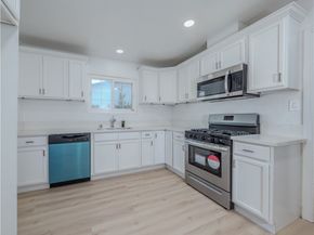 327 Nectarine Street, Inglewood CA 90301