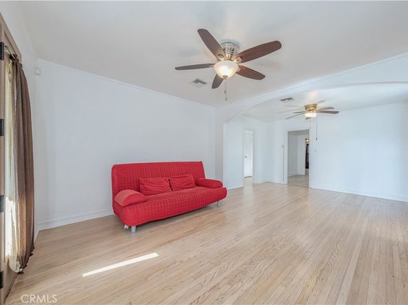 327 Nectarine Street, Inglewood CA 90301