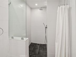 532 N Rossmore Avenue 107, Los Angeles CA 90004